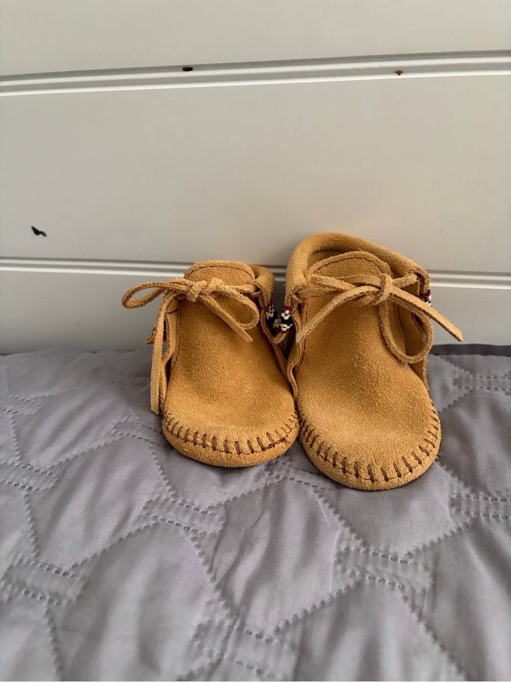 Minnetonka Kids Suede Moccasins in Tan